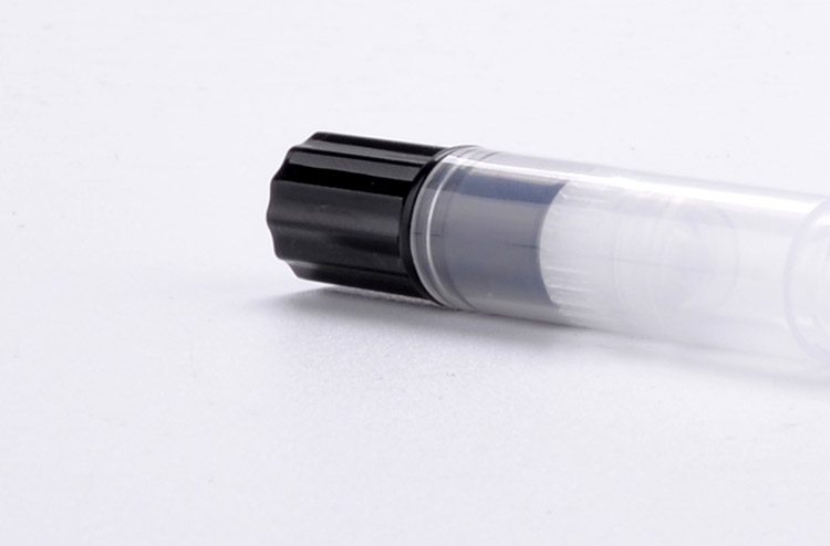 Plastic Lip Gloss Pen Manufacturer