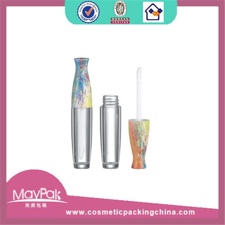 wholesale cylinder lipgloss container 