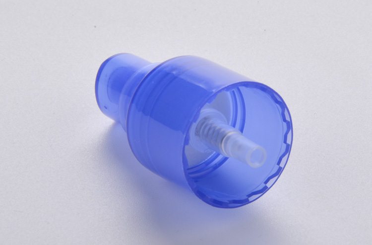 Plastic fine mist spray nozzles