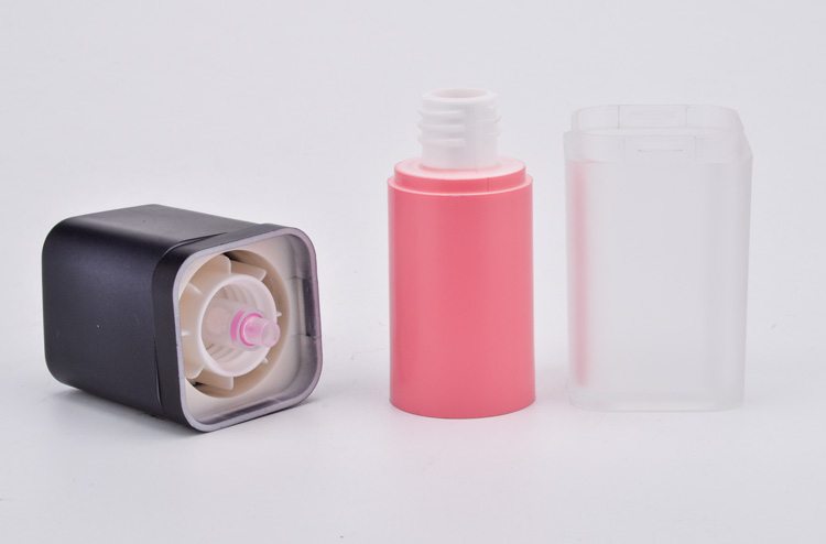 square cosmetic airless bottle