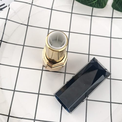 Pop Empty Lipstick Tube packaging